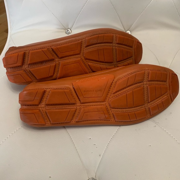 Salvatore Ferragamo size 37 shoes - Picture 4 of 4